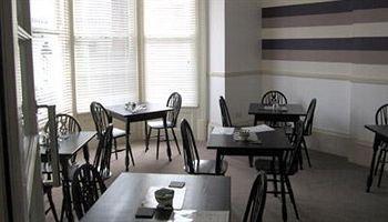 Hotel Rowntree 4*